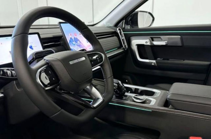 Jaecoo Jaecoo 7 nuova a Bologna (8)