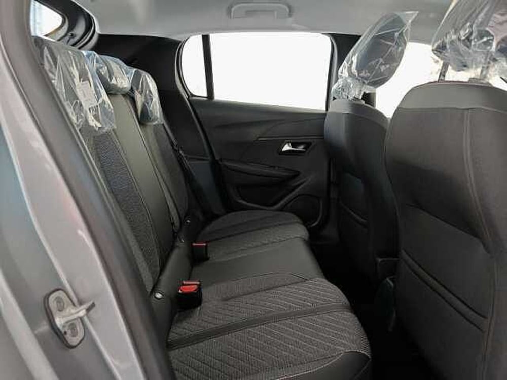 Peugeot 208 nuova a Palermo (8)