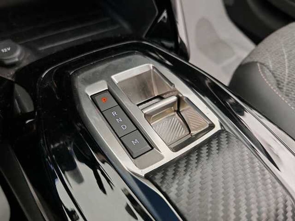 Peugeot 208 nuova a Palermo (13)