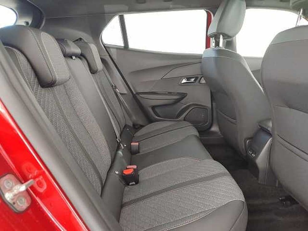 Peugeot 2008 nuova a Palermo (8)
