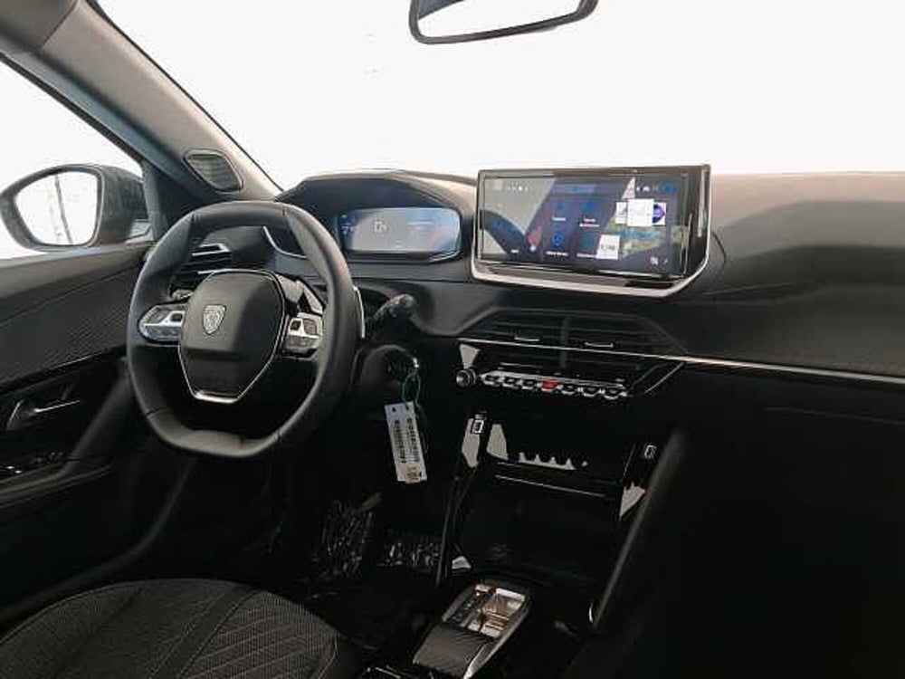 Peugeot 2008 nuova a Palermo (9)