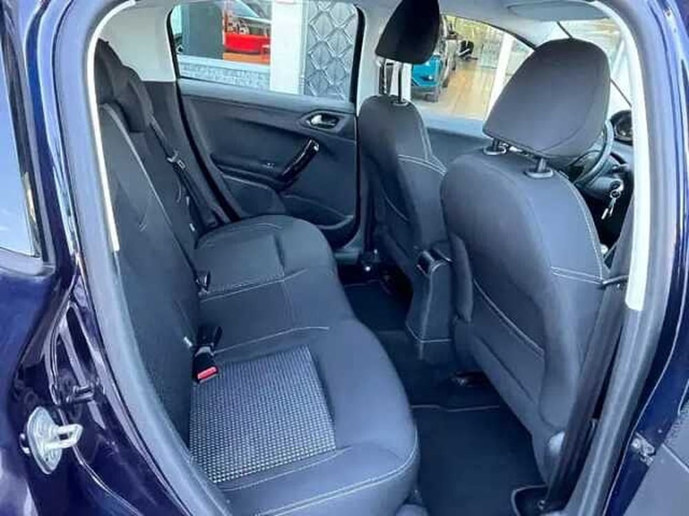 Peugeot 208 usata a Milano (11)