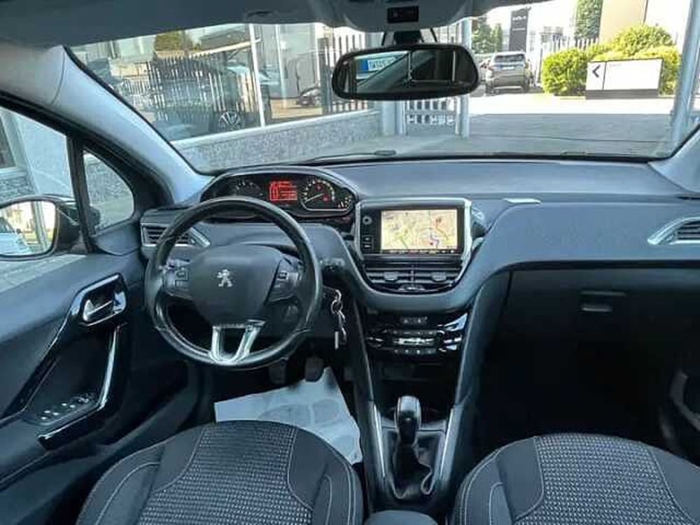 Peugeot 208 usata a Milano (9)