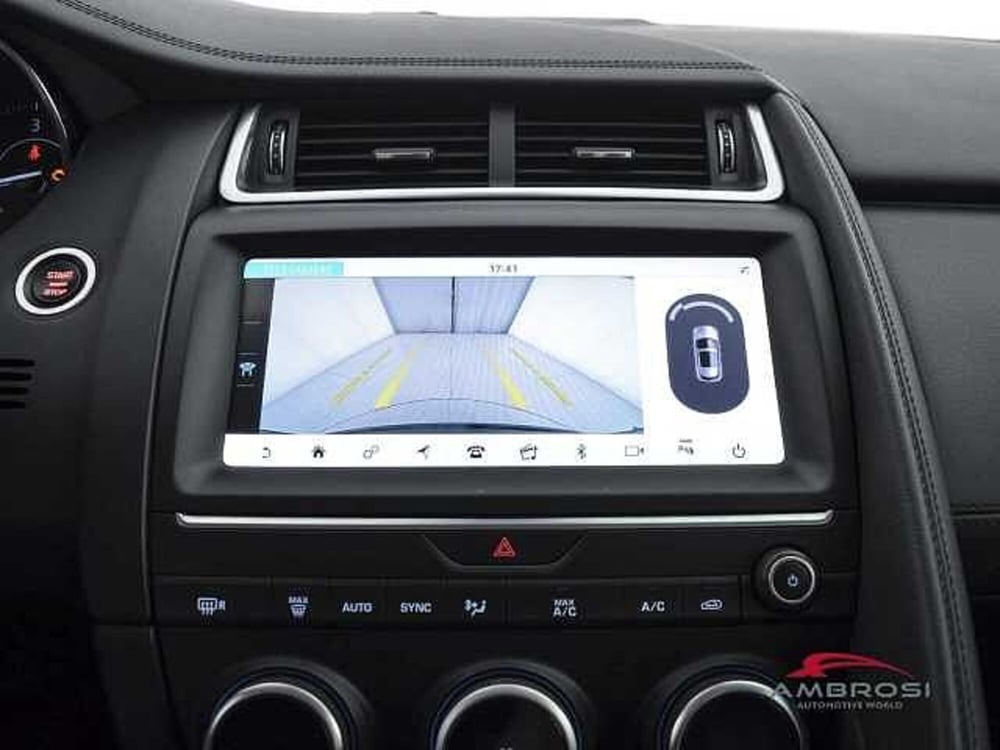 Jaguar E-Pace usata a Viterbo (15)