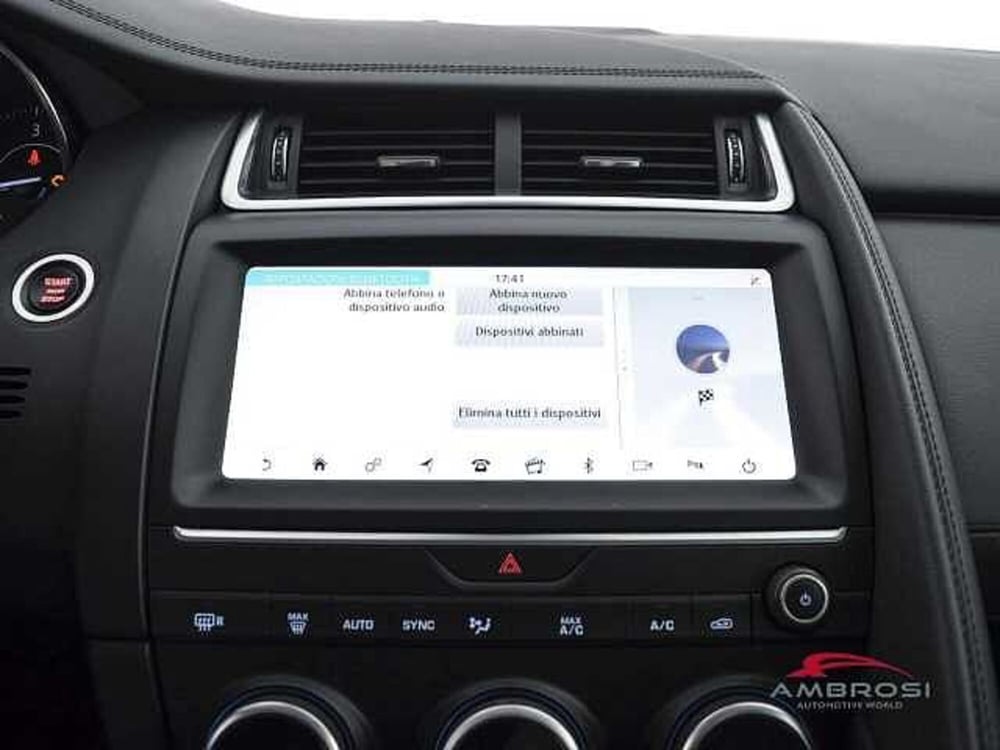 Jaguar E-Pace usata a Viterbo (16)