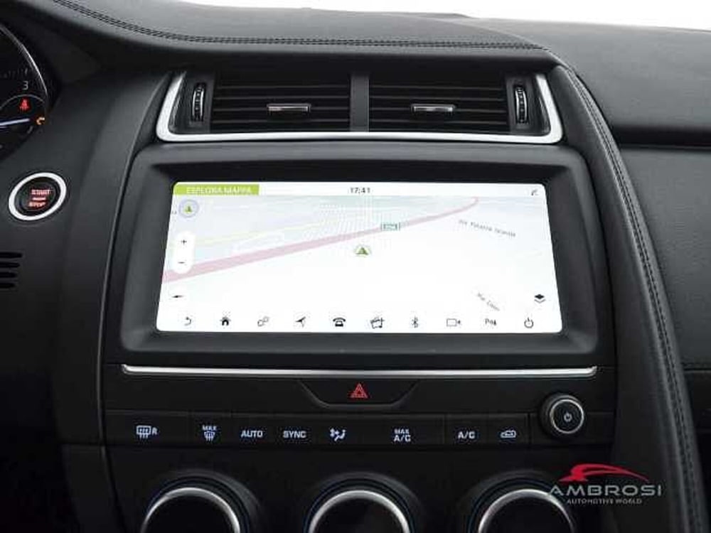 Jaguar E-Pace usata a Viterbo (18)