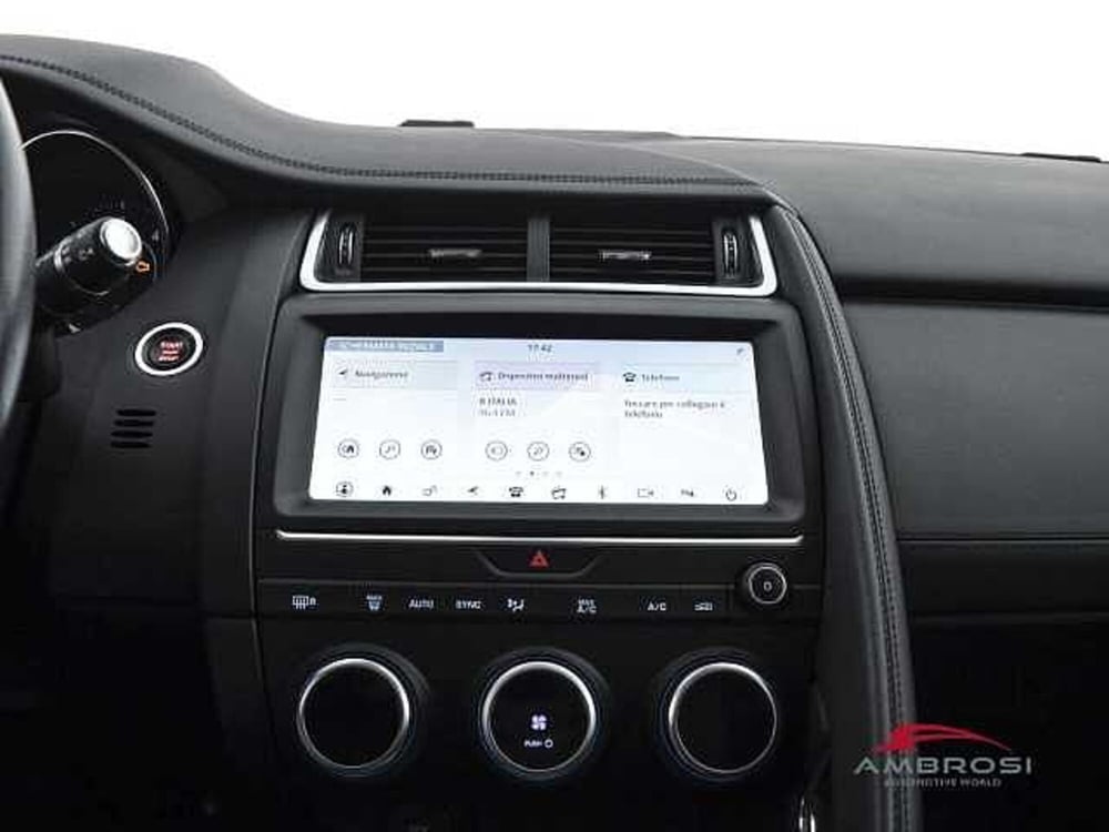 Jaguar E-Pace usata a Viterbo (19)