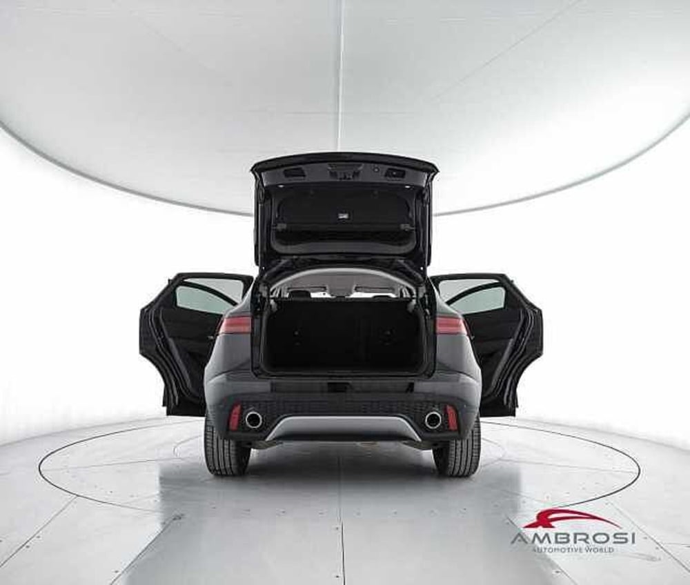 Jaguar E-Pace usata a Viterbo (7)