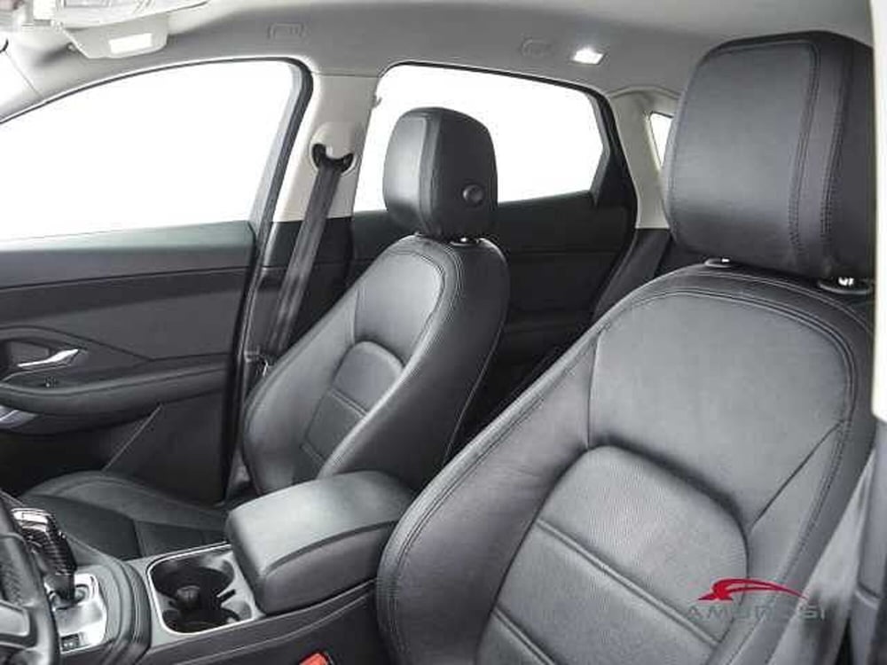 Jaguar E-Pace usata a Viterbo (9)