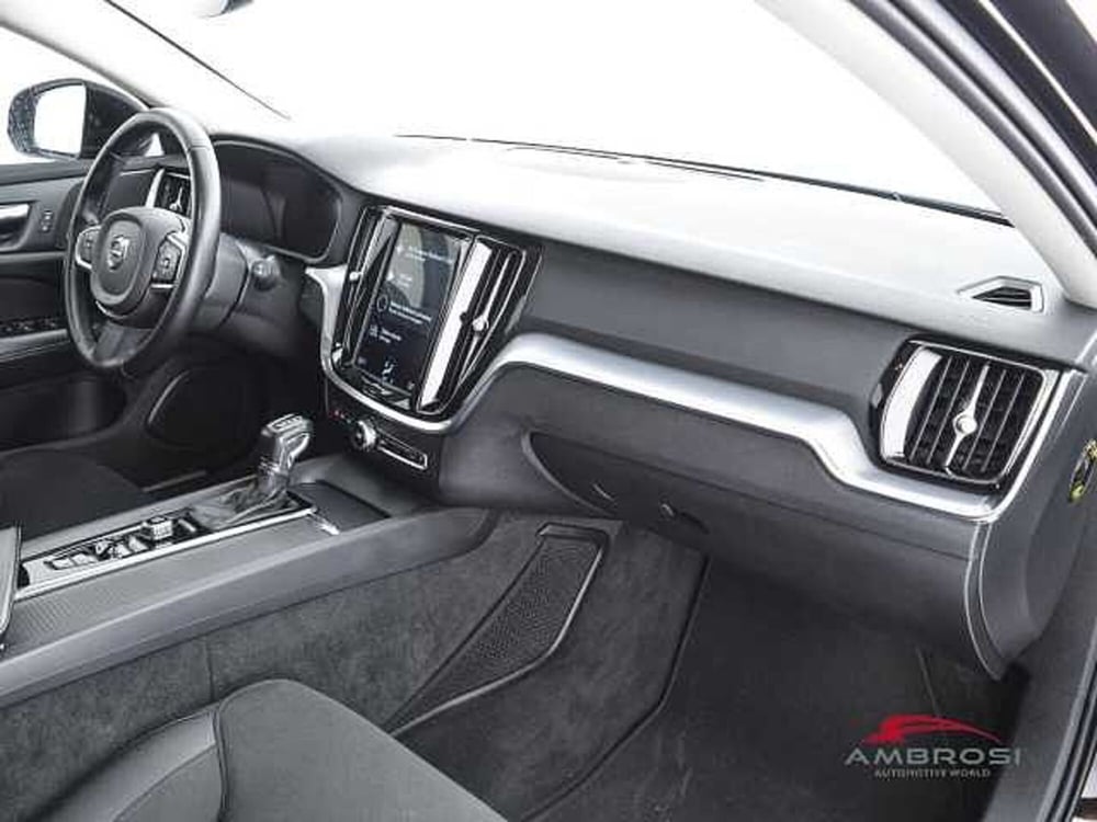 Volvo V60 usata a Viterbo (12)