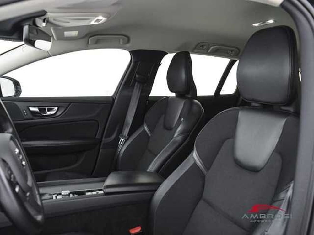 Volvo V60 usata a Viterbo (9)