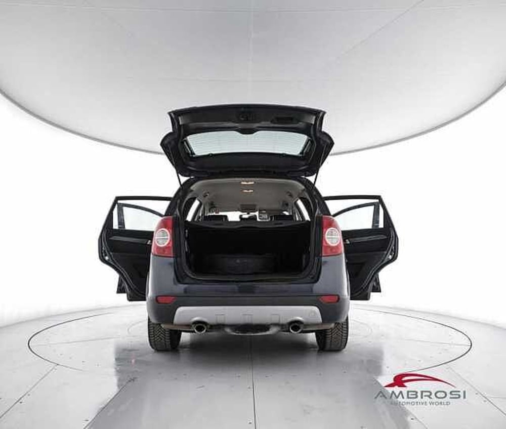Chevrolet Captiva usata a Viterbo (7)