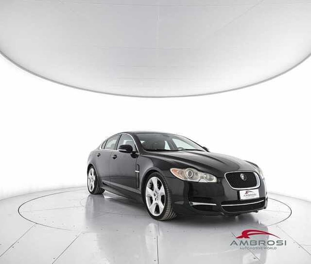 Jaguar XF usata a Viterbo (2)