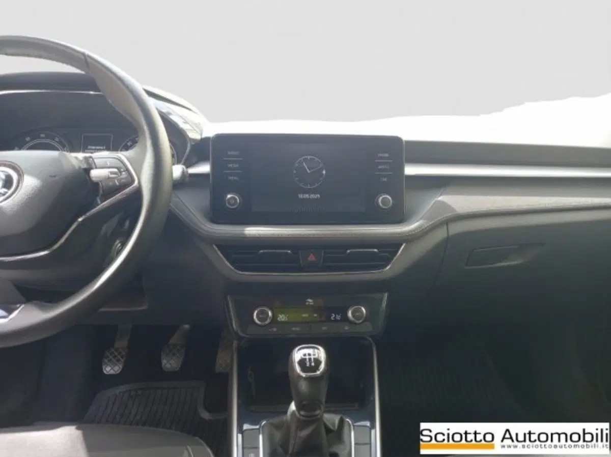 Skoda Fabia usata a Messina (15)