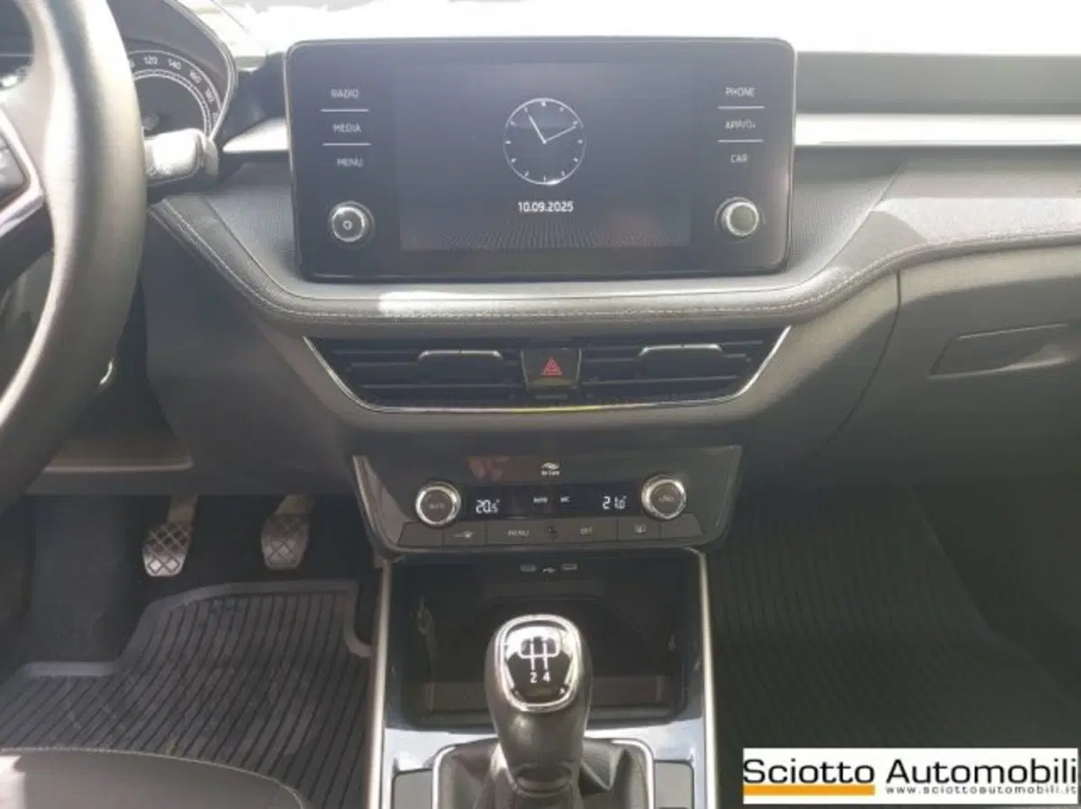Skoda Fabia usata a Messina (16)