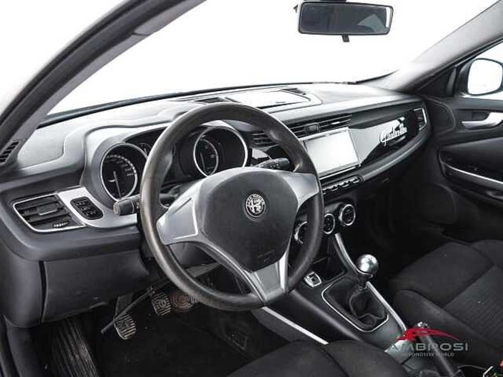 Alfa Romeo Giulietta usata a Viterbo (8)