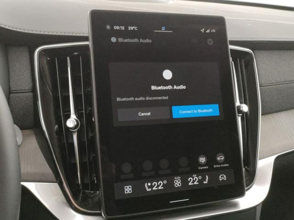 Volvo XC90 nuova a Modena (19)