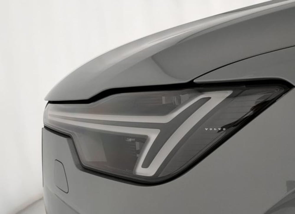 Volvo XC90 nuova a Modena (9)