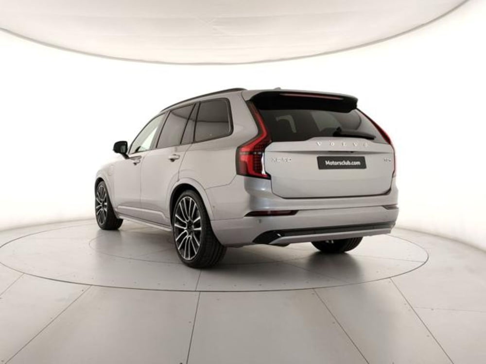 Volvo XC90 nuova a Modena (3)