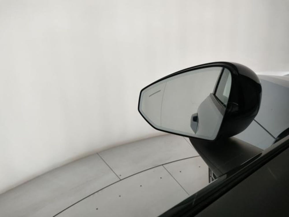 Volvo EX30 usata a Modena (12)