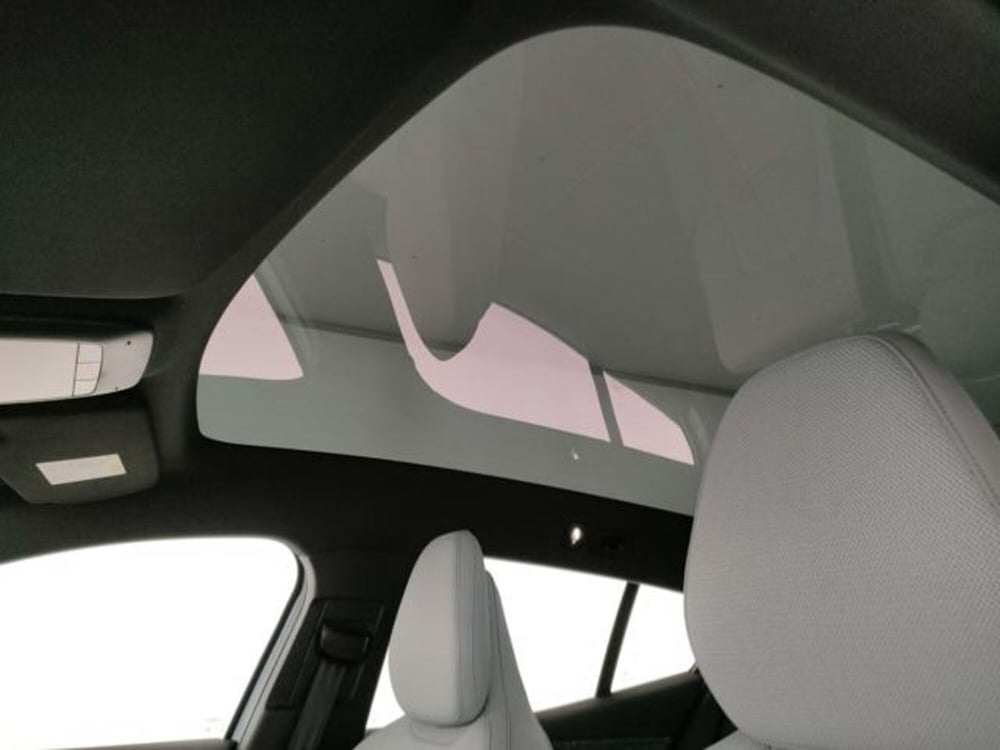 Volvo EX30 usata a Modena (13)