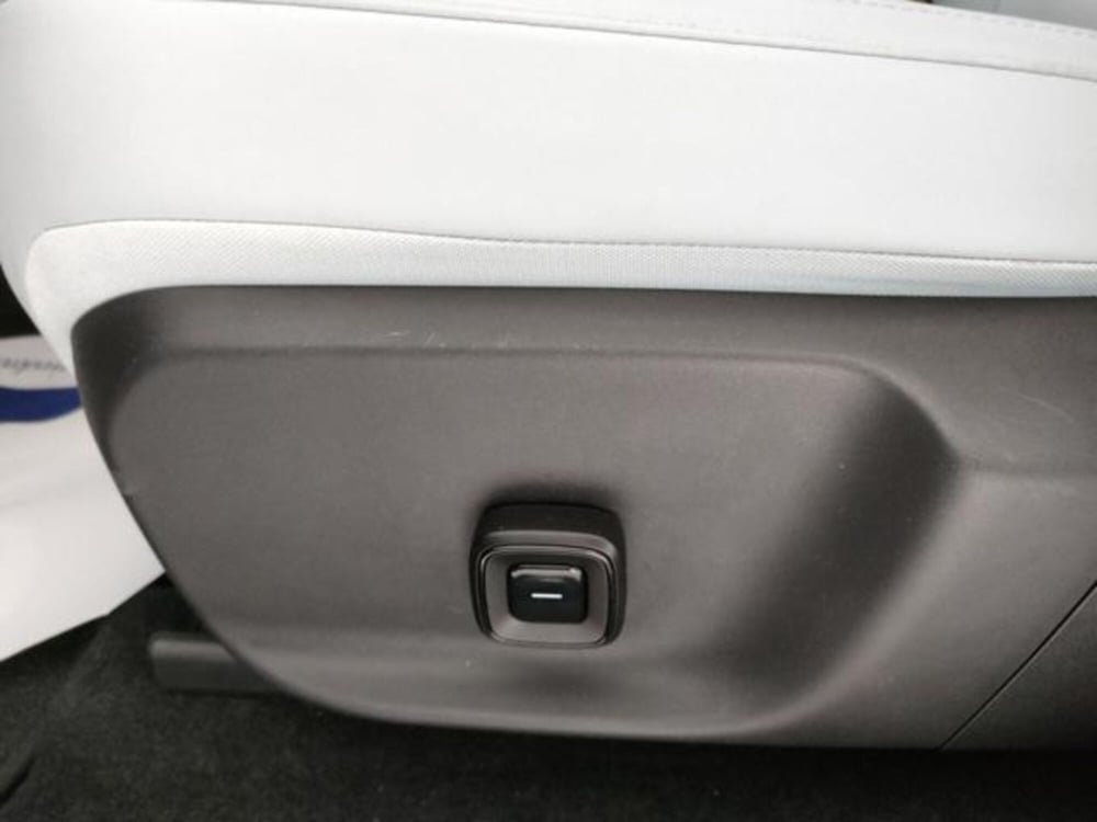 Volvo EX30 usata a Modena (14)