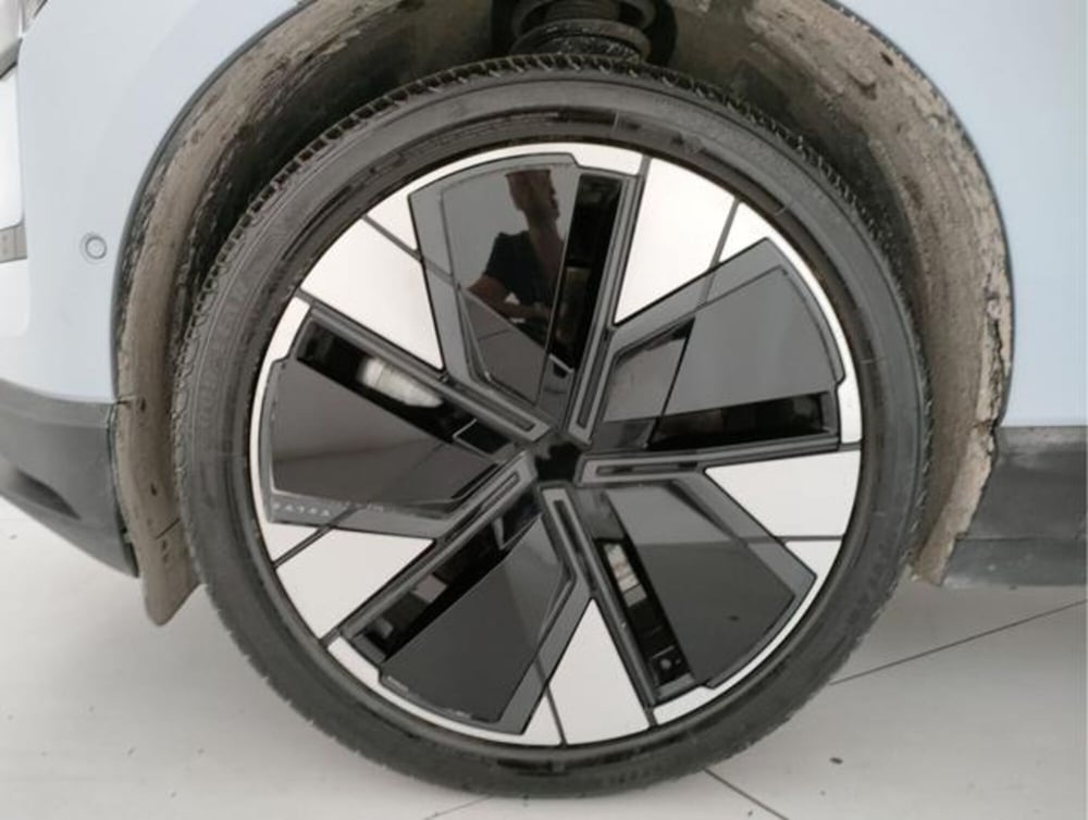Volvo EX30 usata a Modena (8)