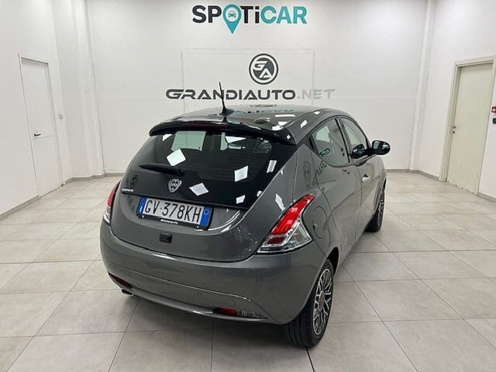 Lancia Ypsilon usata a Alessandria (4)