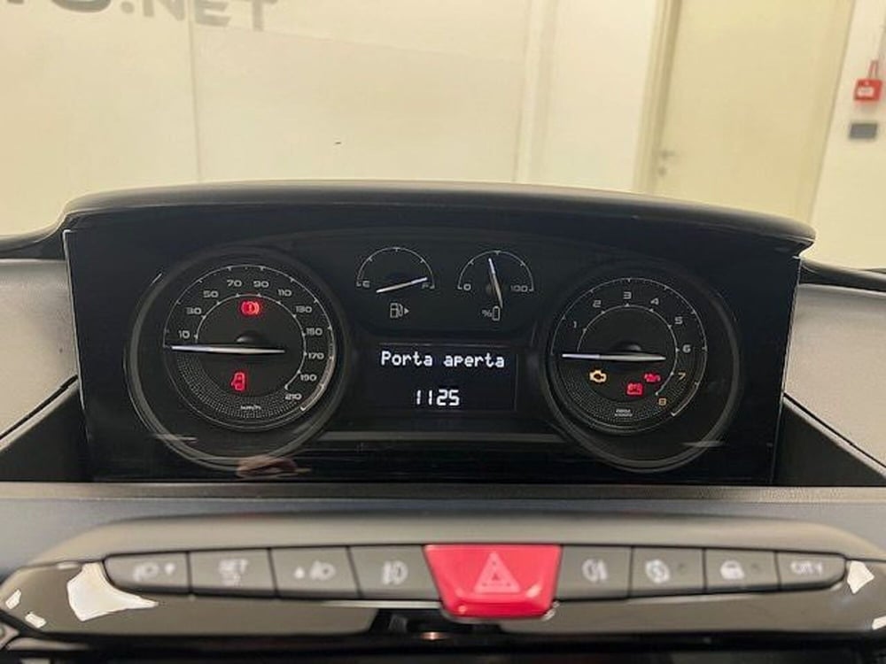 Lancia Ypsilon usata a Alessandria (9)