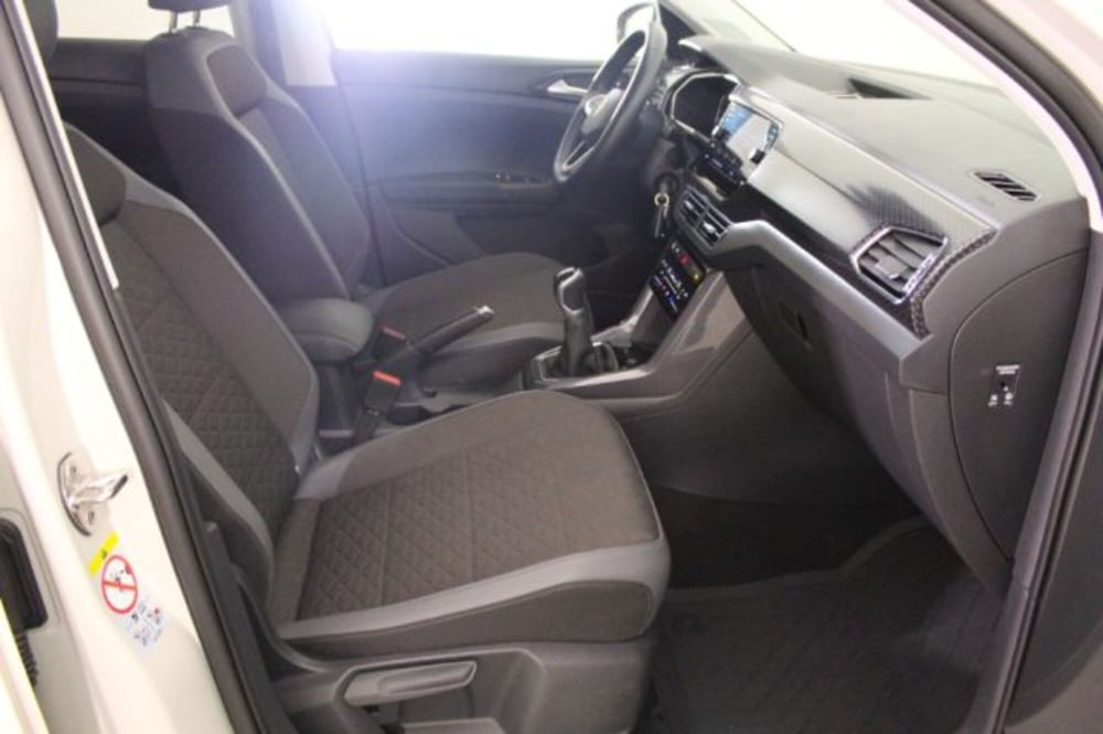 Volkswagen T-Cross usata a Novara (8)