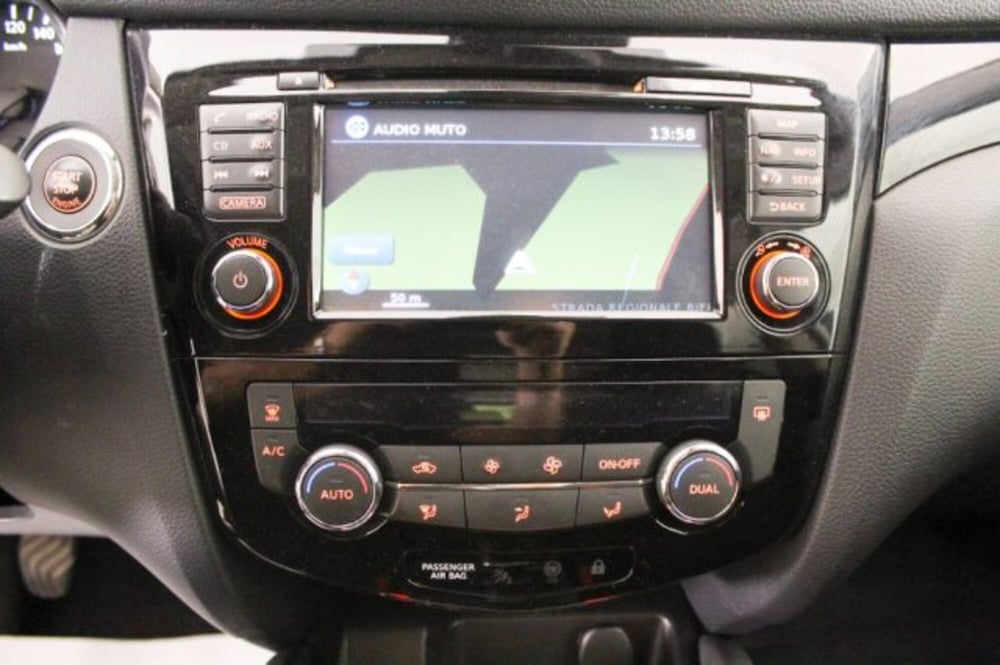 Nissan Qashqai usata a Novara (13)