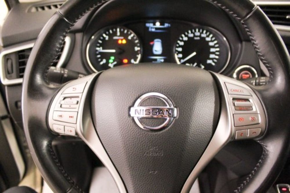 Nissan Qashqai usata a Novara (14)