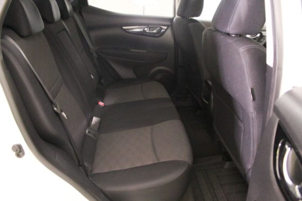Nissan Qashqai usata a Novara (9)