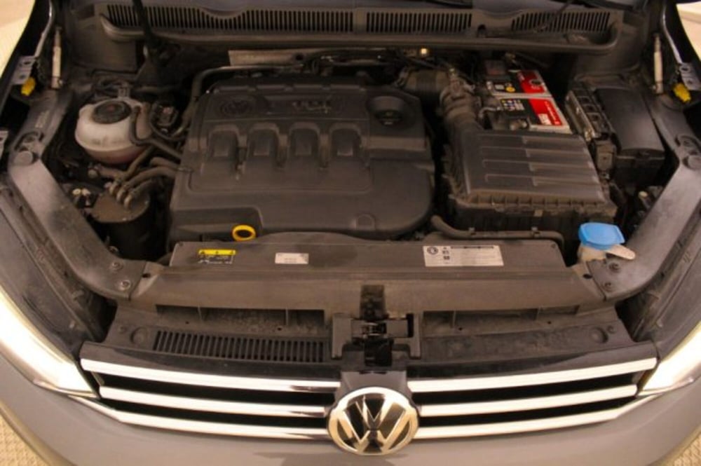 Volkswagen Touran usata a Novara (10)