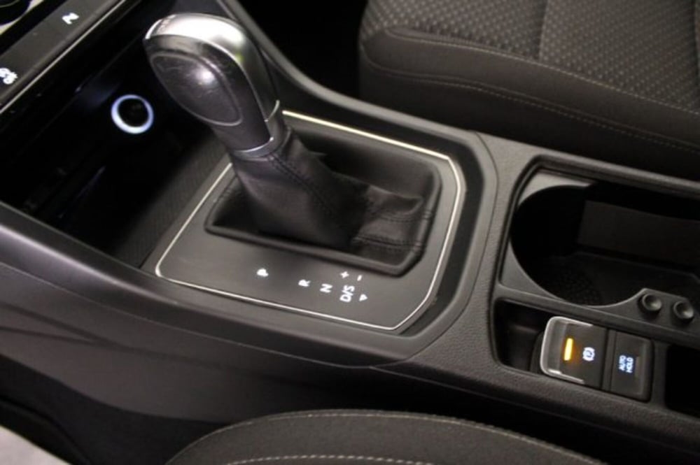 Volkswagen Touran usata a Novara (12)