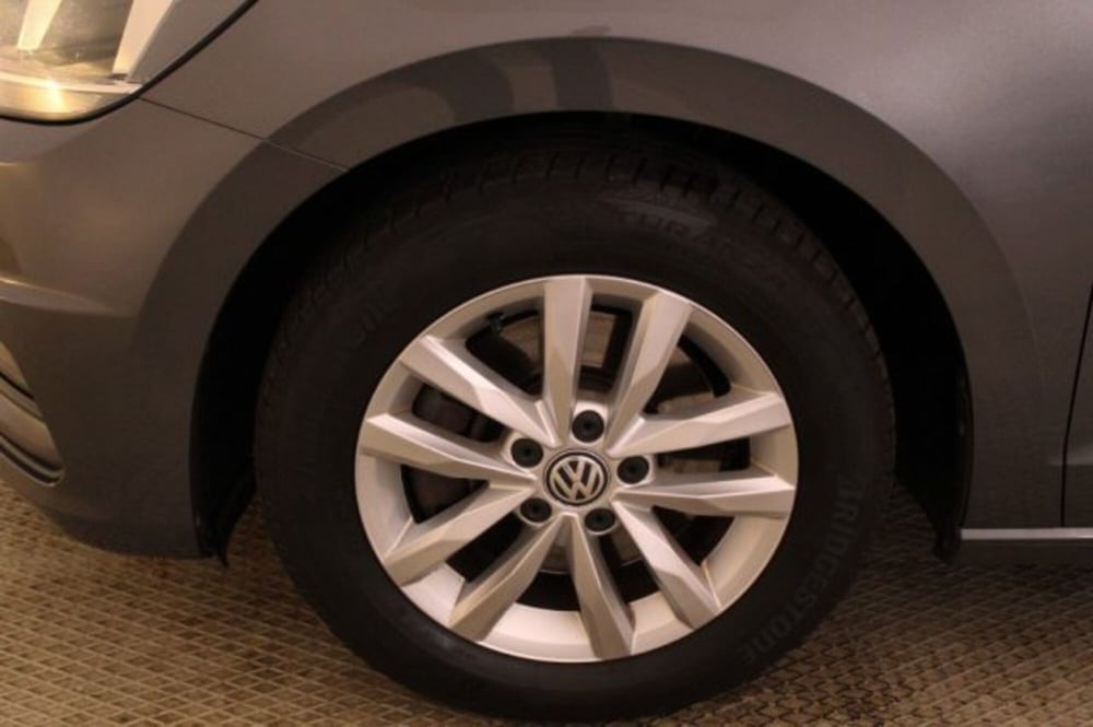 Volkswagen Touran usata a Novara (18)
