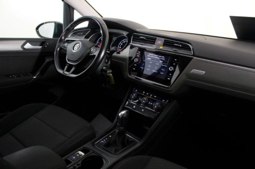 Volkswagen Touran usata a Novara (7)
