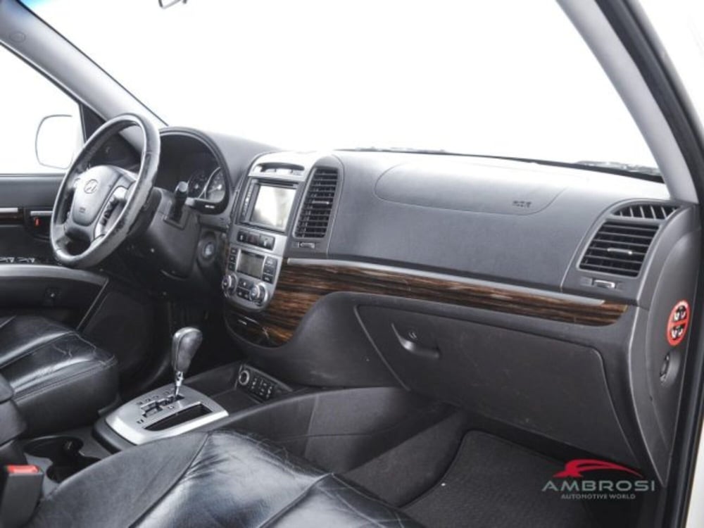 Hyundai Santa Fe usata a Perugia (14)