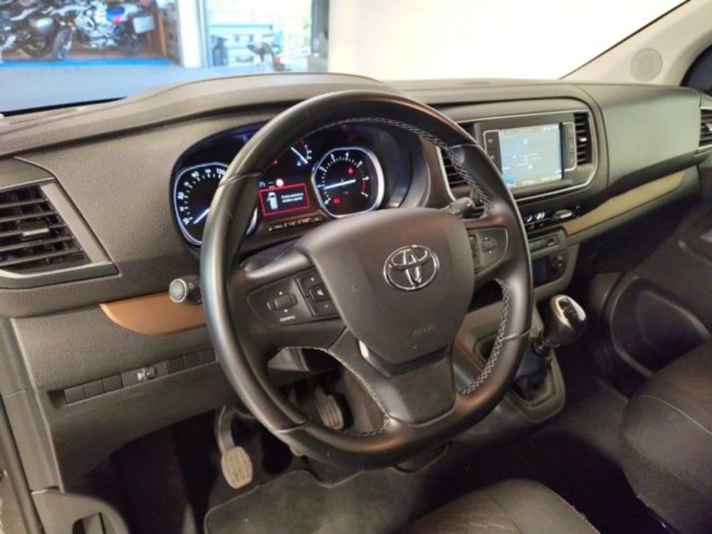 Toyota Proace Verso usata a Modena (6)
