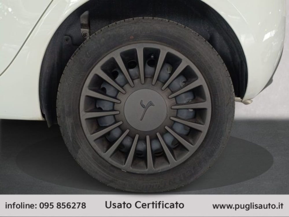 Lancia Ypsilon usata a Catania (14)