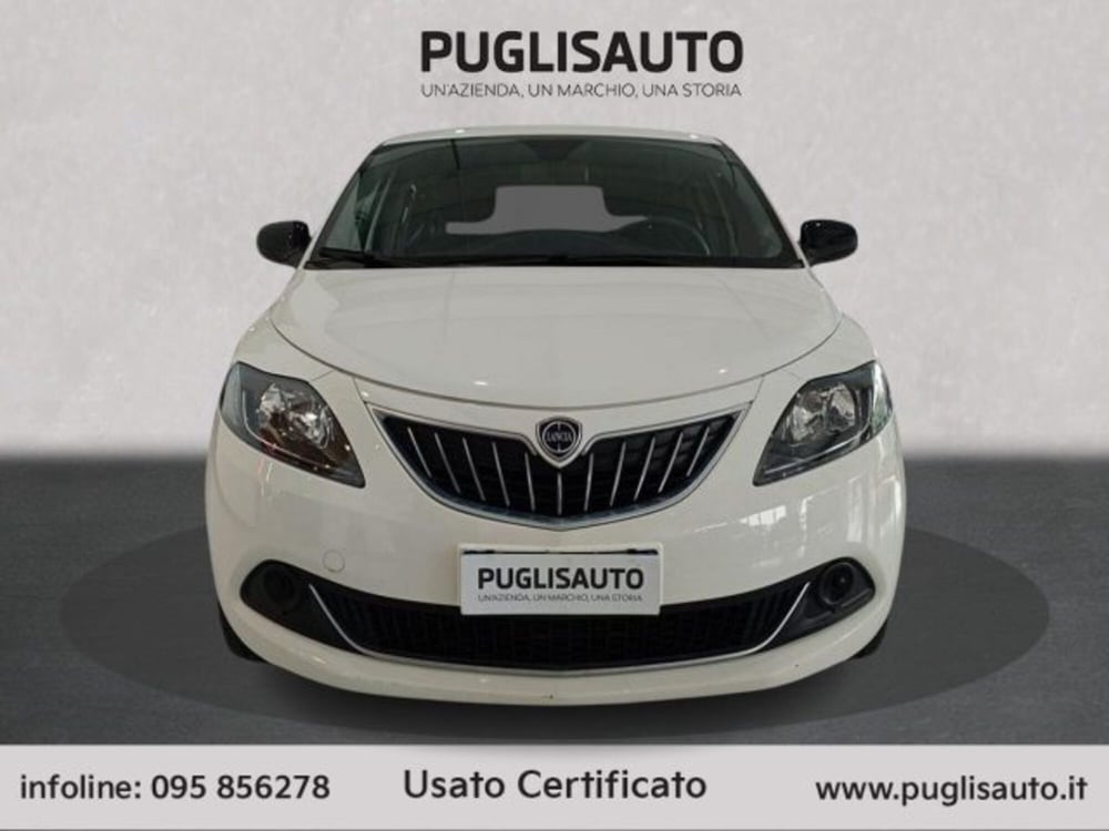 Lancia Ypsilon usata a Catania (2)