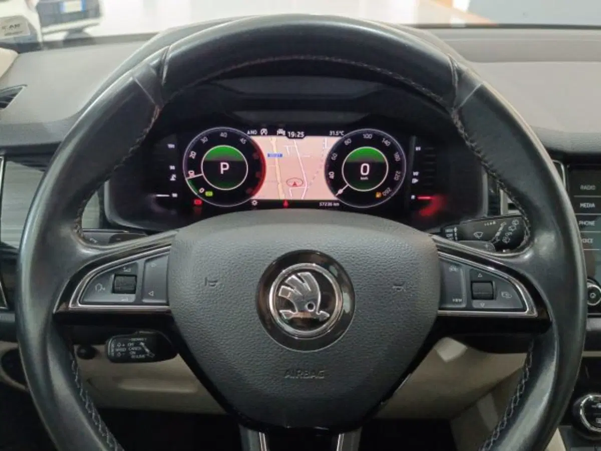 Skoda Kodiaq usata a Catania (18)