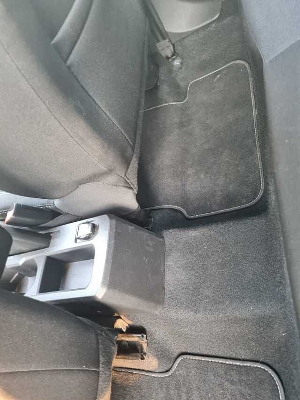 Dacia Sandero usata a Roma (4)