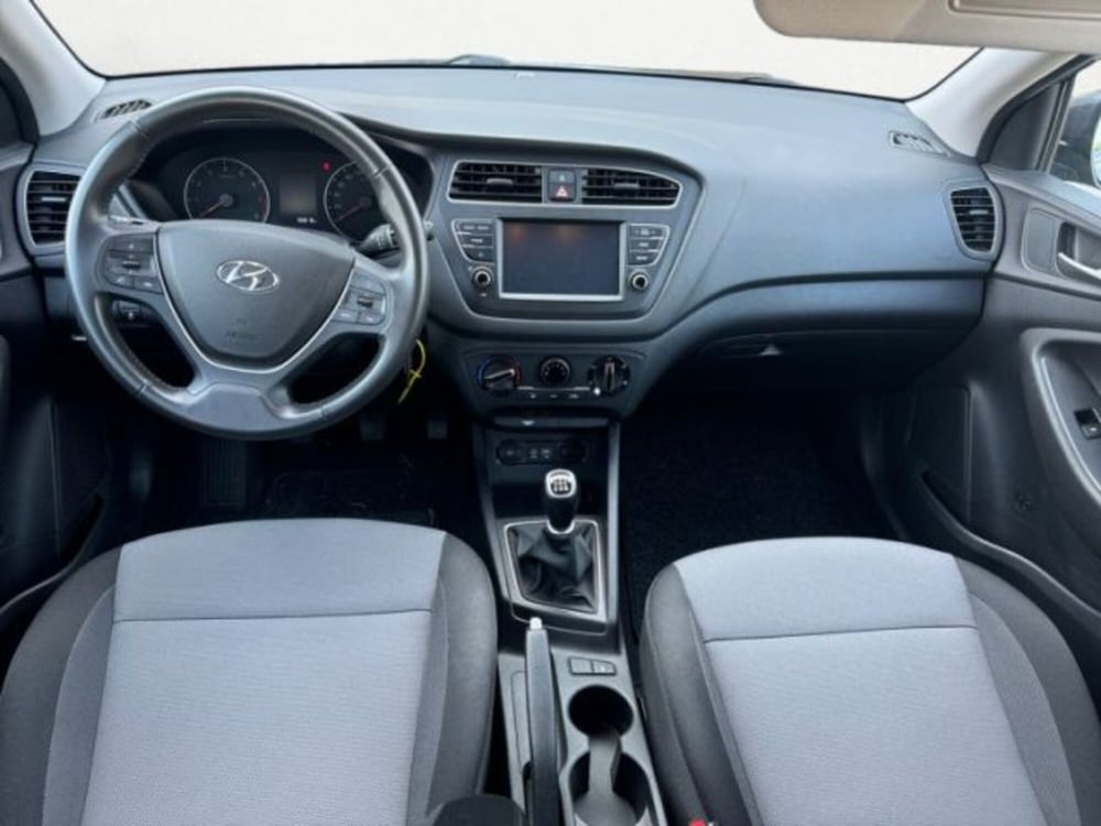 Hyundai i20 usata a Treviso (9)