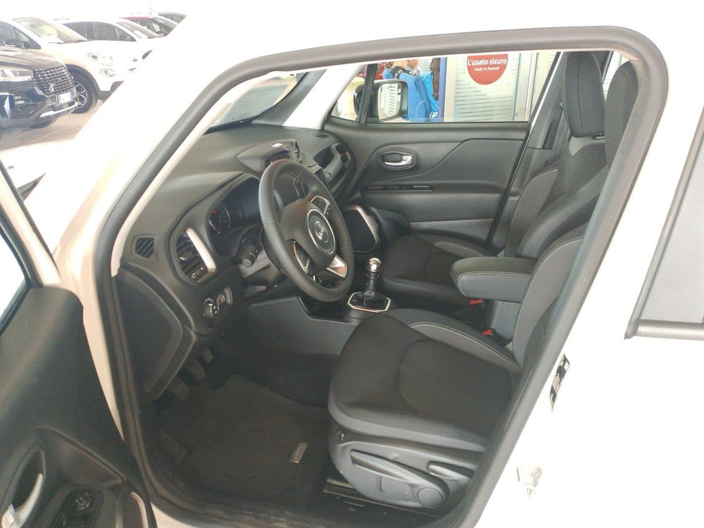 Jeep Renegade usata a Lecce (17)