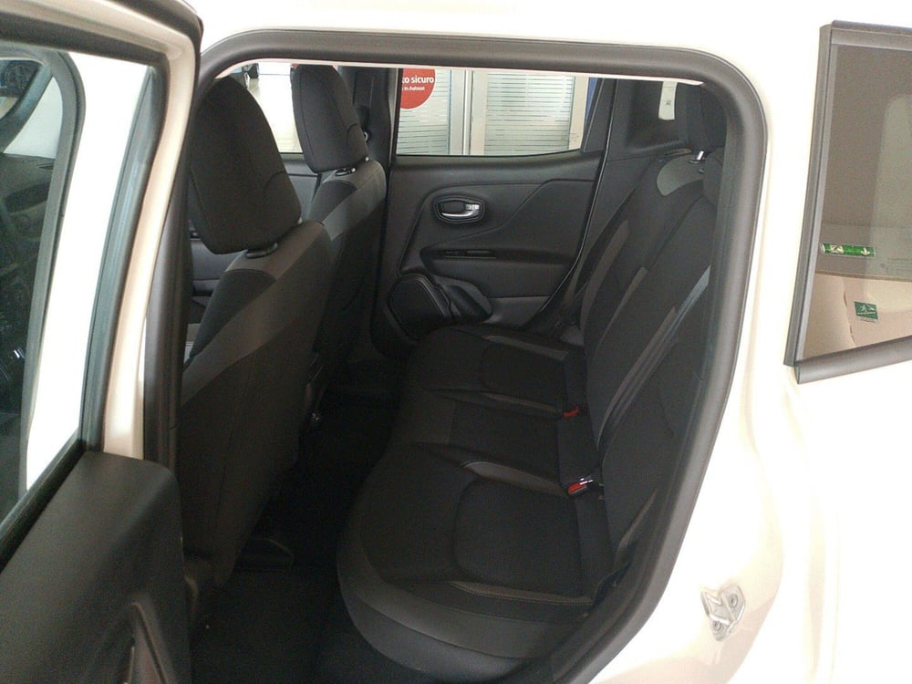 Jeep Renegade usata a Lecce (19)