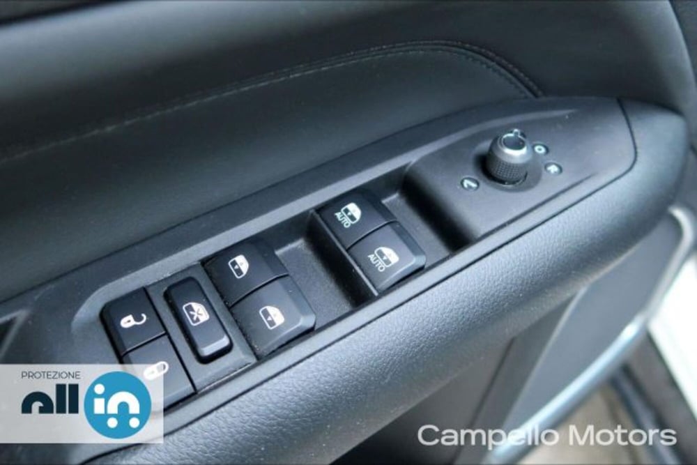 Jeep Compass usata a Venezia (16)