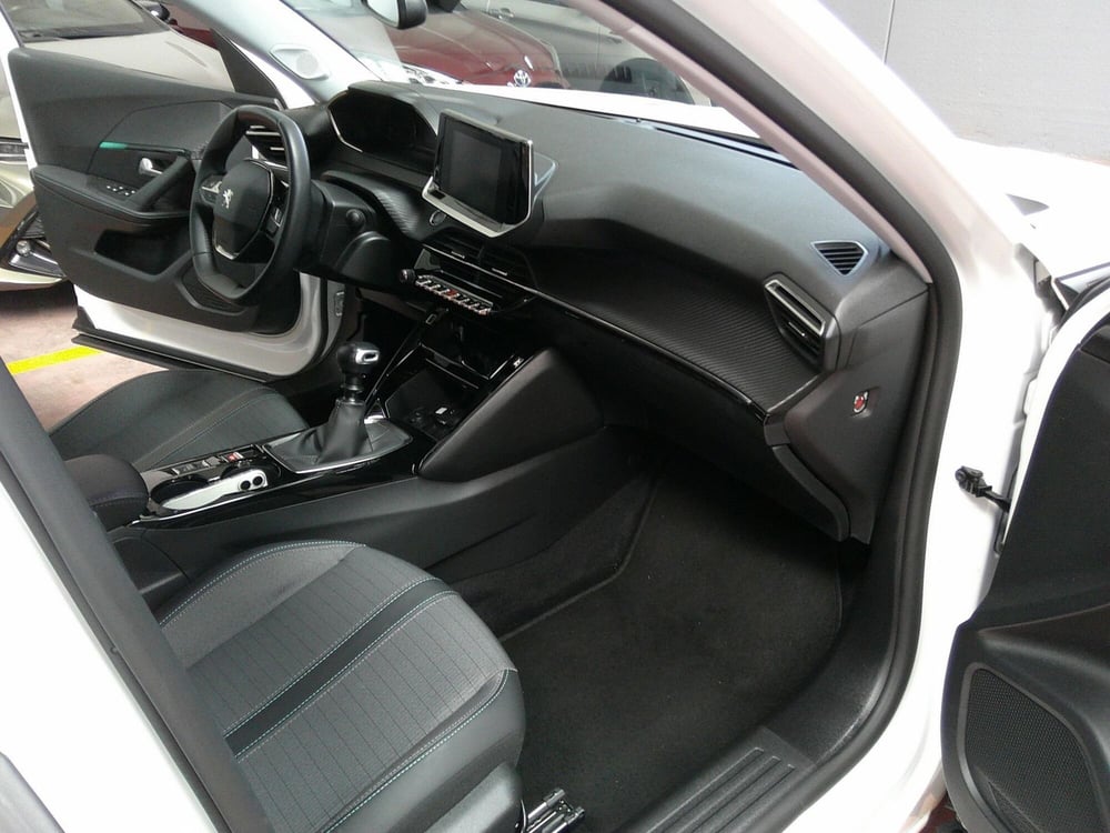 Peugeot 2008 usata a Treviso (15)