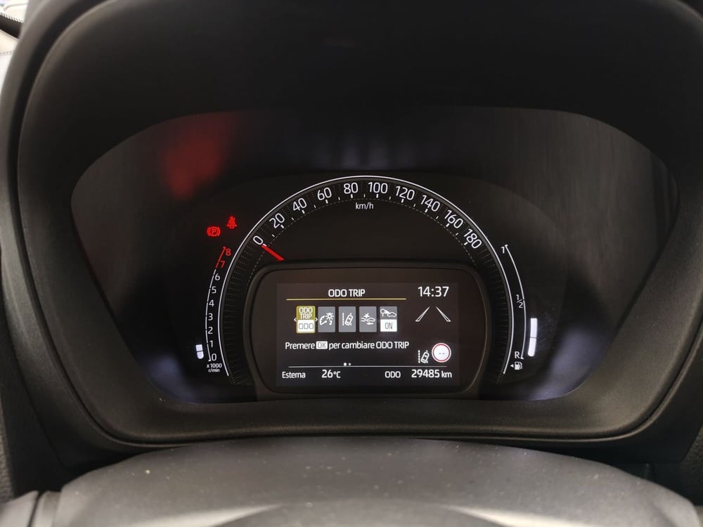 Toyota Aygo X usata a Roma (16)