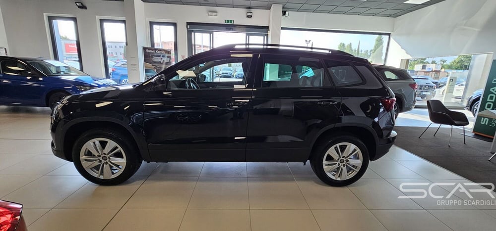 Skoda Karoq nuova a Livorno (2)